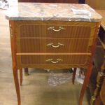 389 8797 CHEST OF DRAWERS
